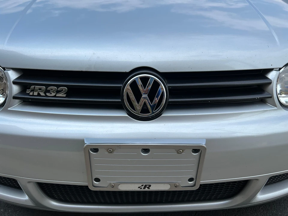 2004 Volkswagen R32 Mk4 - Image 18 of 31