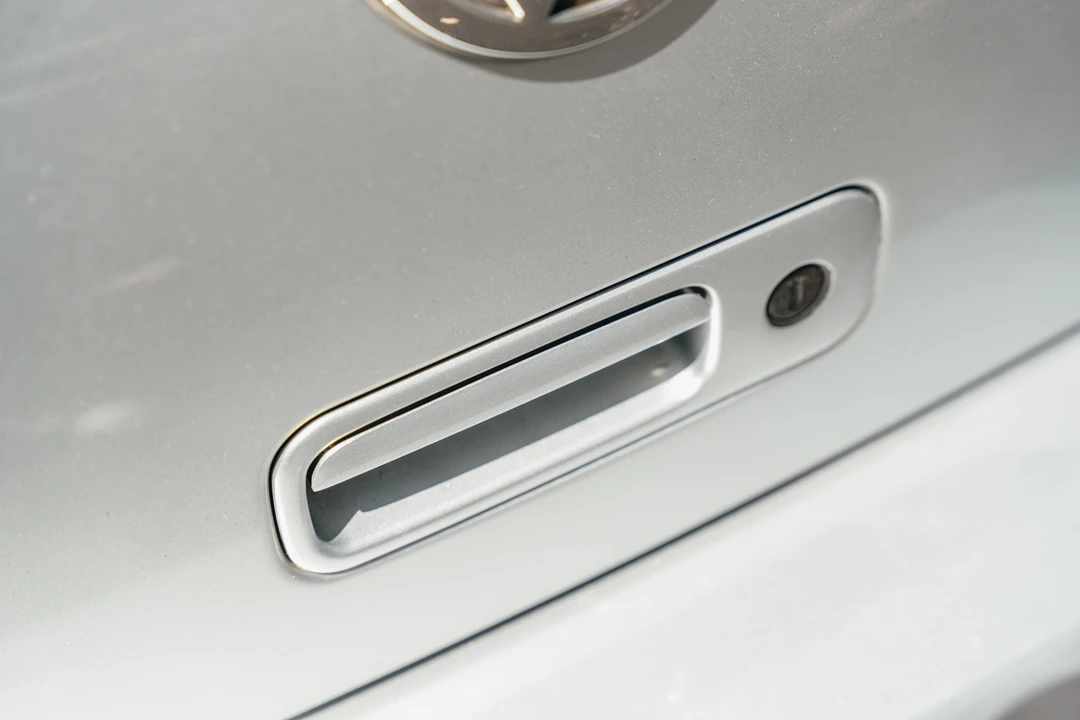 2004 Volkswagen R32 Mk4 - Image 26 of 31