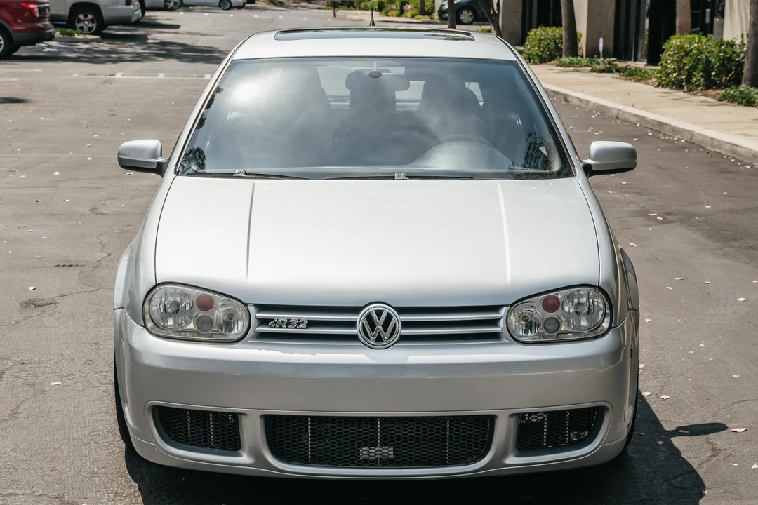 2004 Volkswagen R32 Mk4 - Image 2 of 31