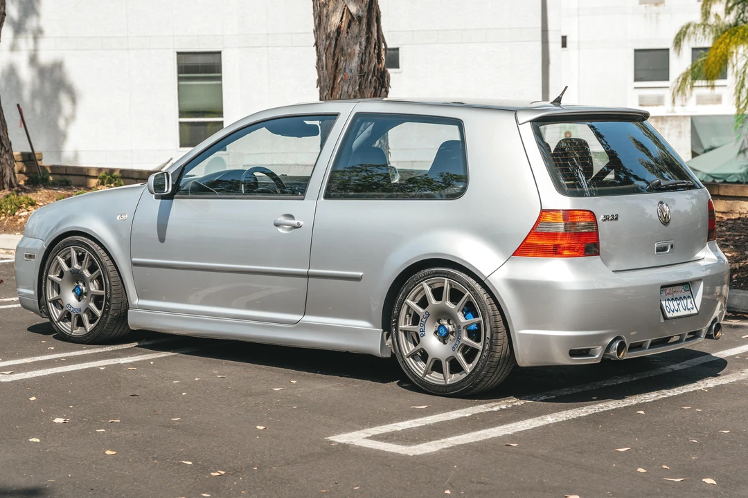 2004 Volkswagen R32 Mk4 - Image 4 of 31
