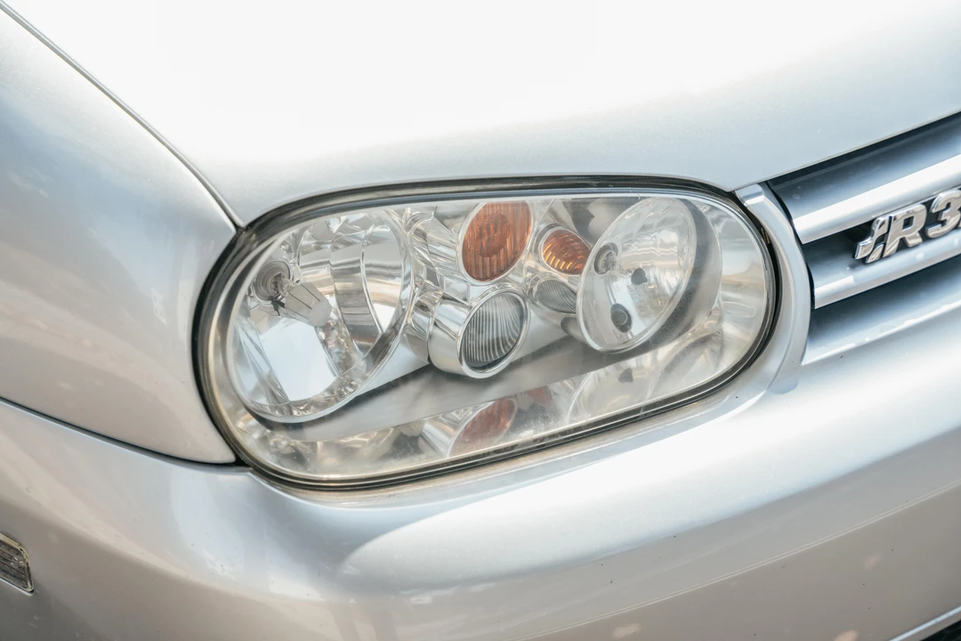 2004 Volkswagen R32 Mk4 - Image 12 of 31