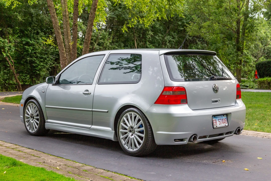 2004 Volkswagen R32 Mk4 - Image 10 of 31