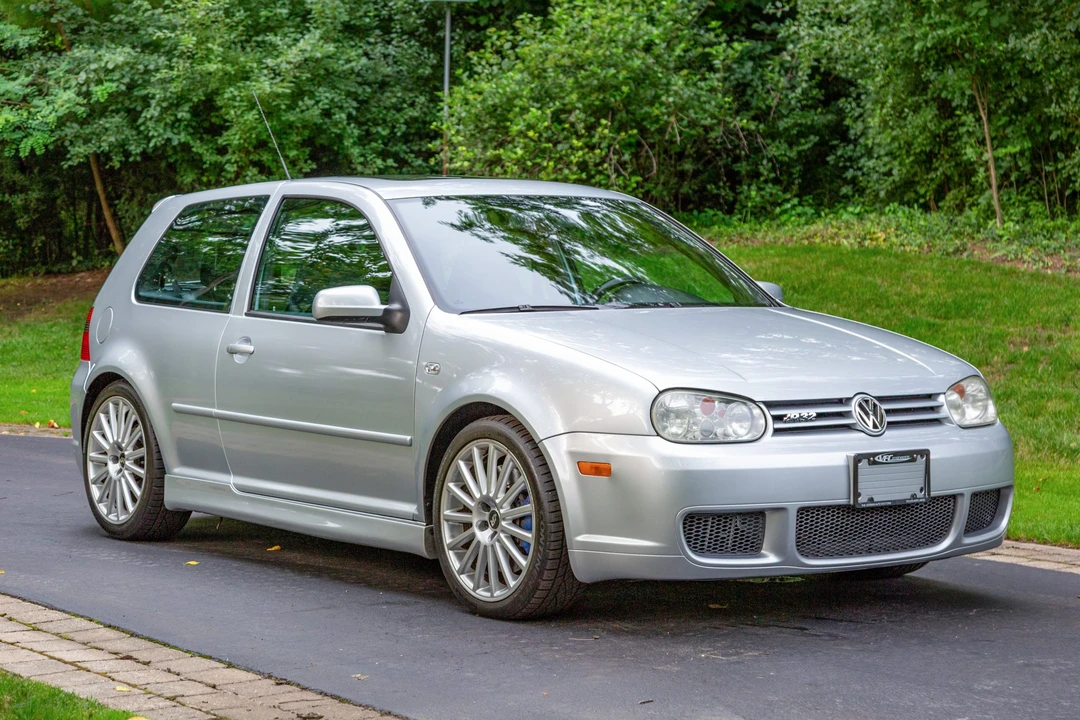 2004 Volkswagen R32 Mk4 - Image 5 of 31