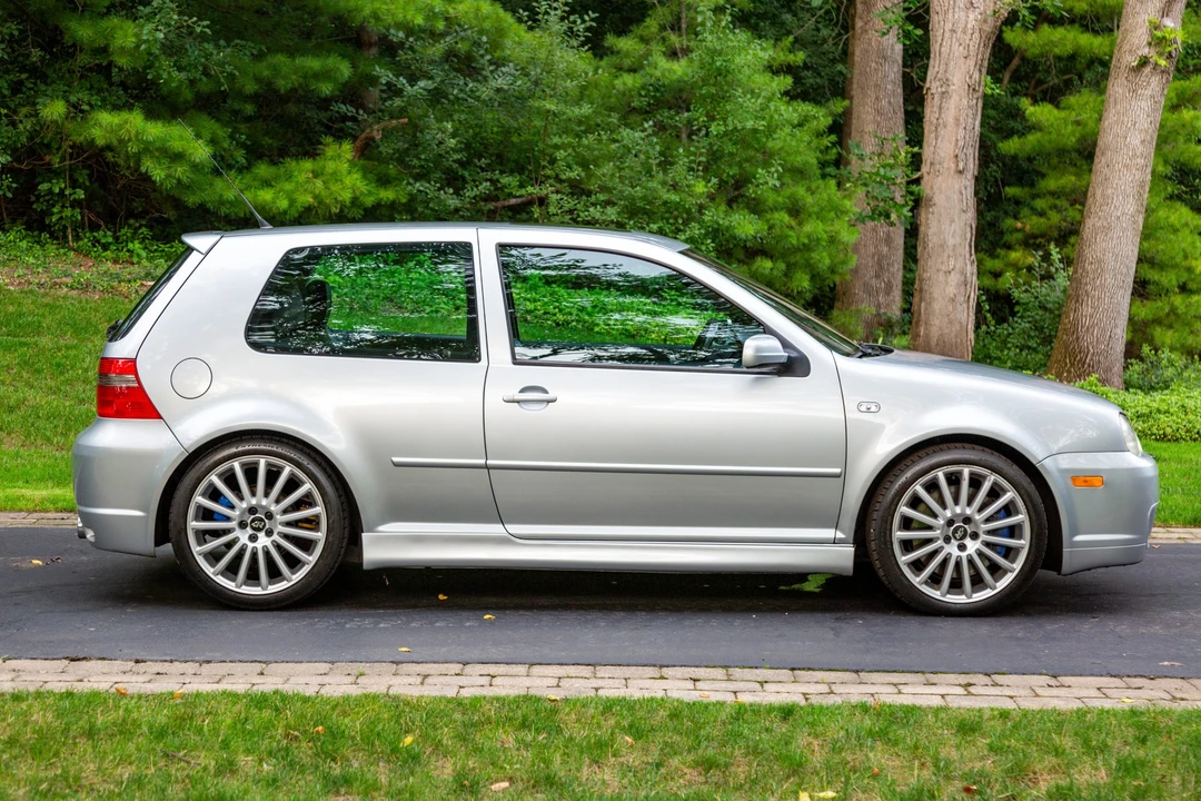 2004 Volkswagen R32 Mk4 - Image 6 of 31