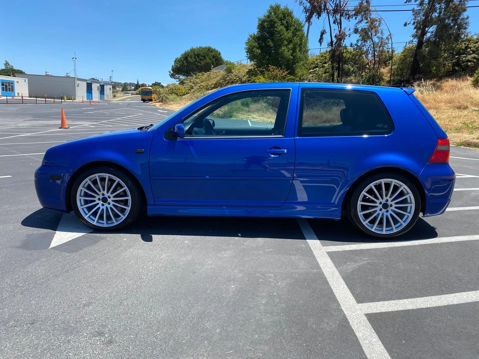 2004 Volkswagen R32 Mk4 - Image 13 of 31