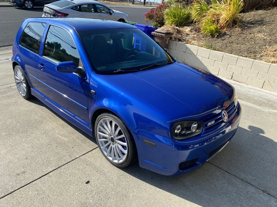 2004 Volkswagen R32 Mk4 - Image 28 of 31