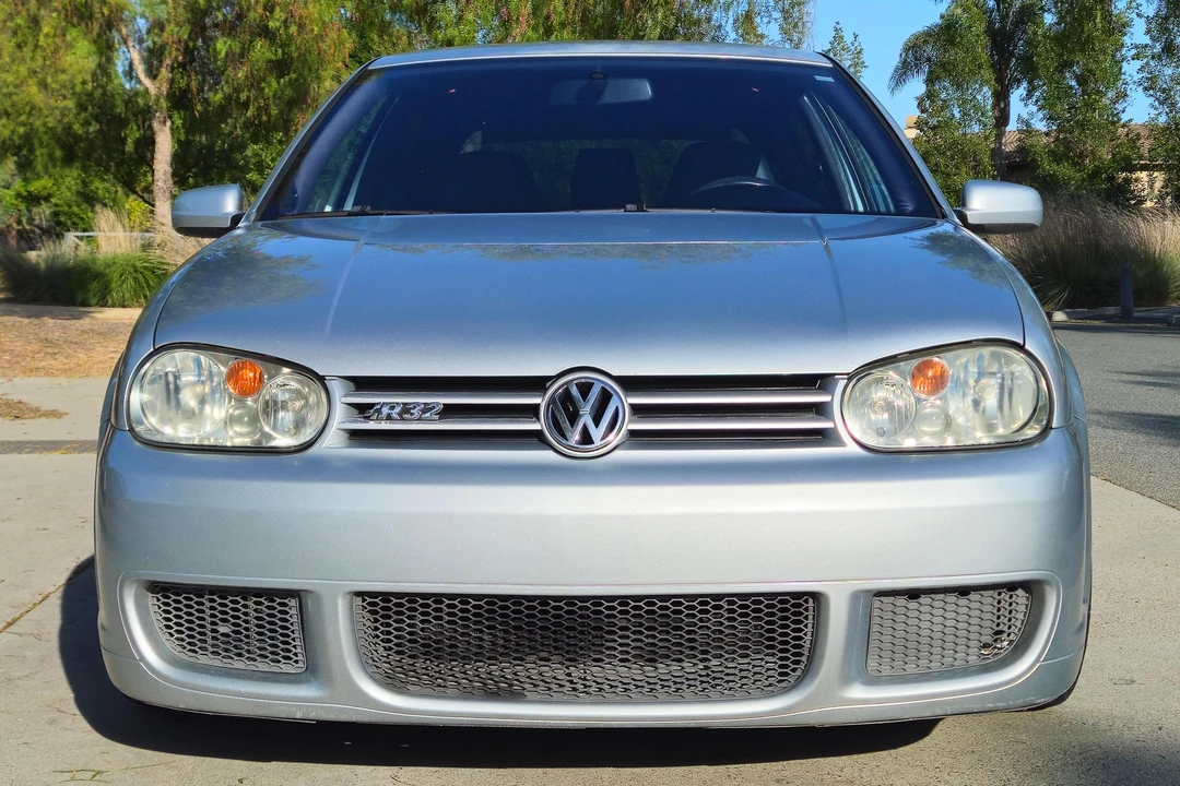 2004 Volkswagen R32 Mk4 - Image 2 of 31