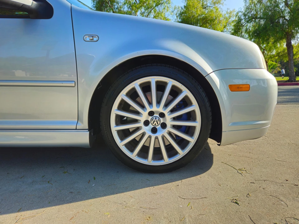 2004 Volkswagen R32 Mk4 - Image 30 of 31