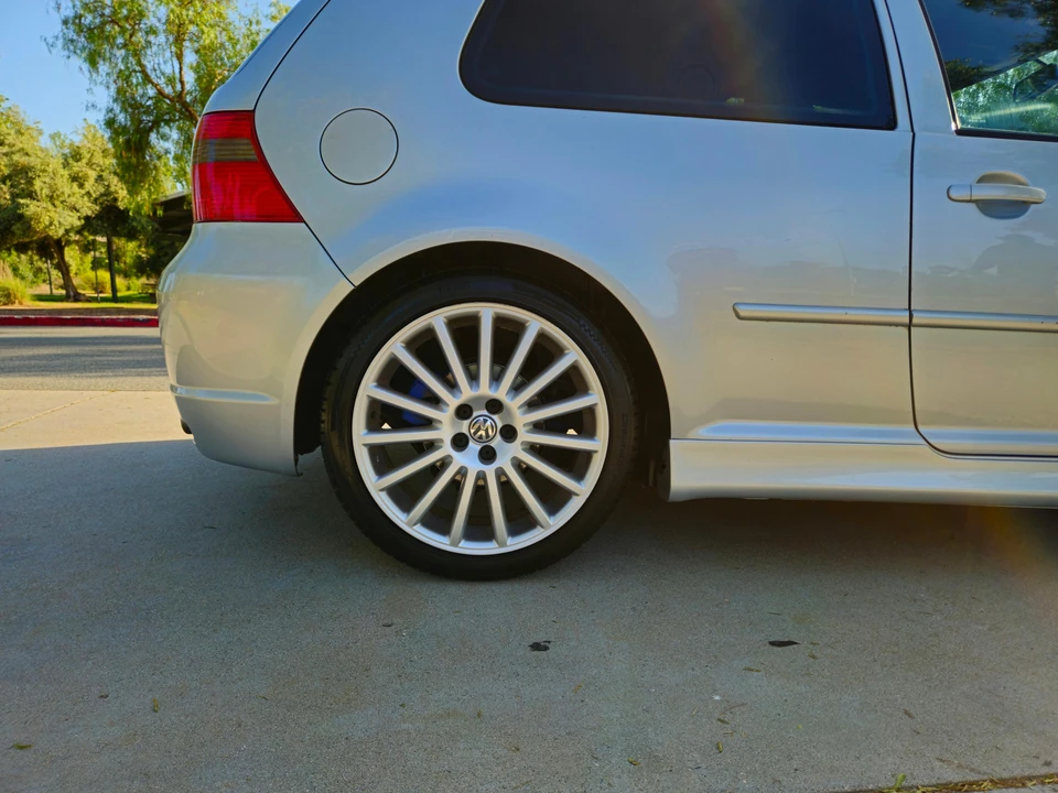 2004 Volkswagen R32 Mk4 - Image 29 of 31