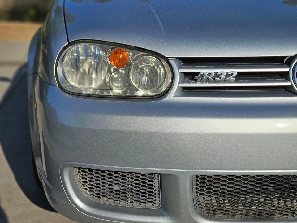2004 Volkswagen R32 Mk4 - Image 9 of 31
