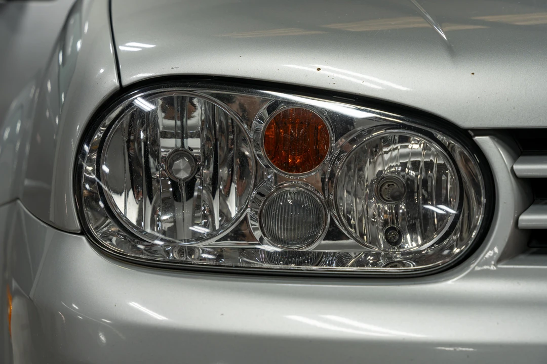 2004 Volkswagen R32 Mk4 - Image 22 of 31