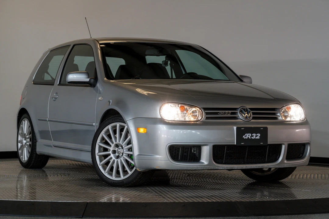 2004 Volkswagen R32 Mk4 - Image 11 of 31