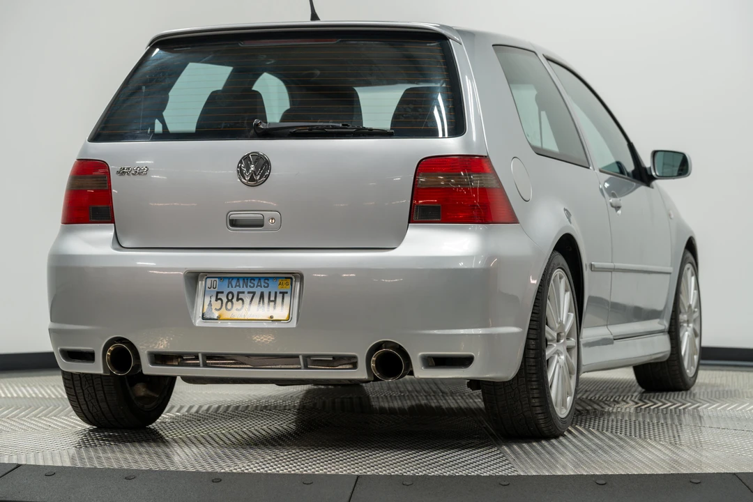 2004 Volkswagen R32 Mk4 - Image 4 of 31