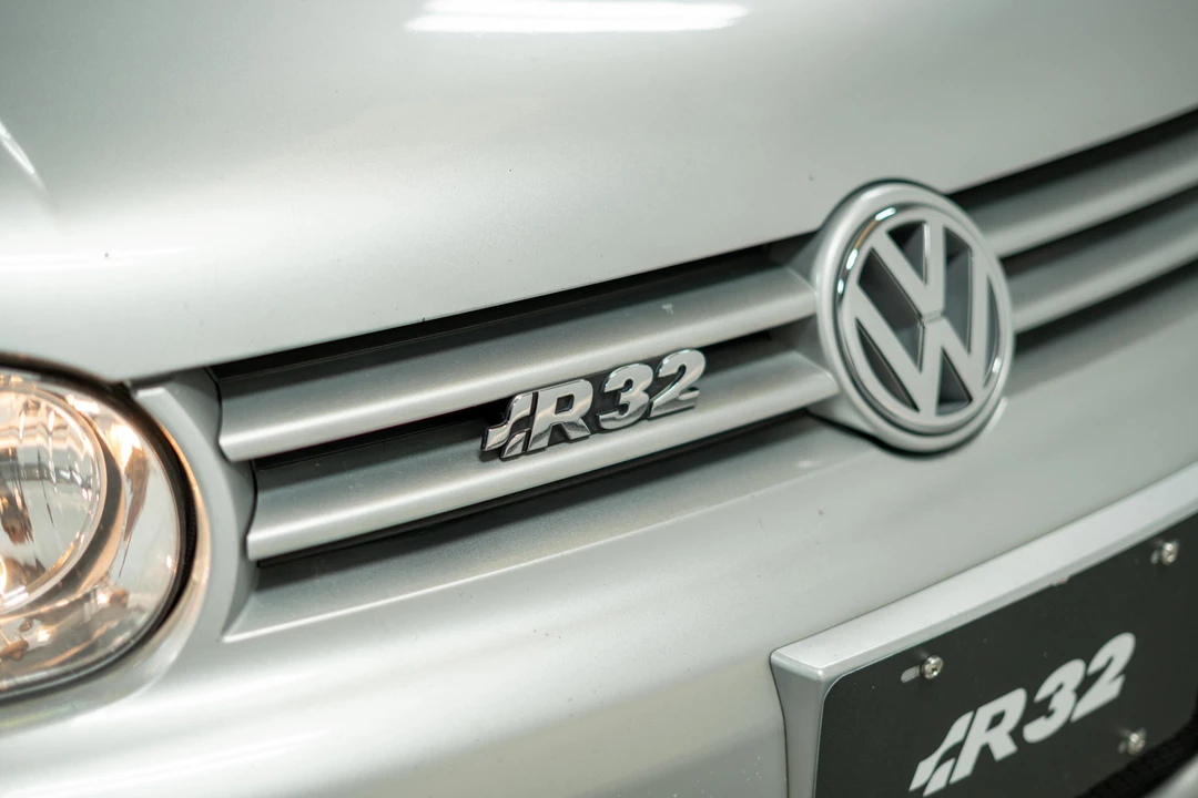 2004 Volkswagen R32 Mk4 - Image 23 of 31