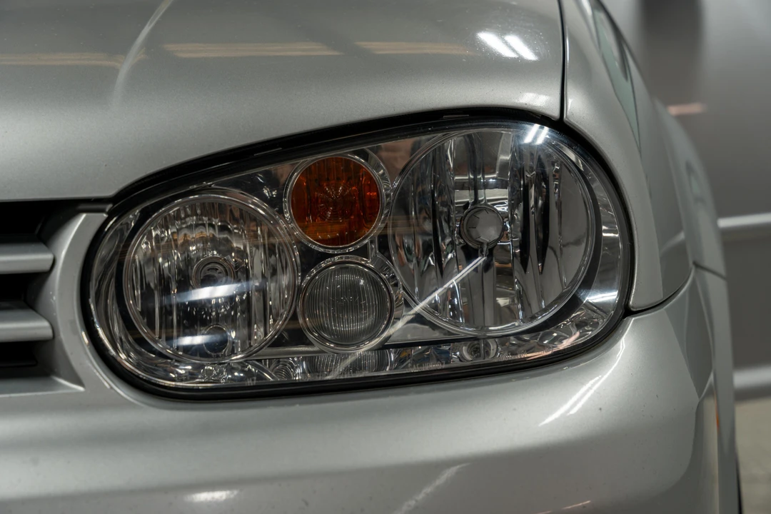 2004 Volkswagen R32 Mk4 - Image 26 of 31