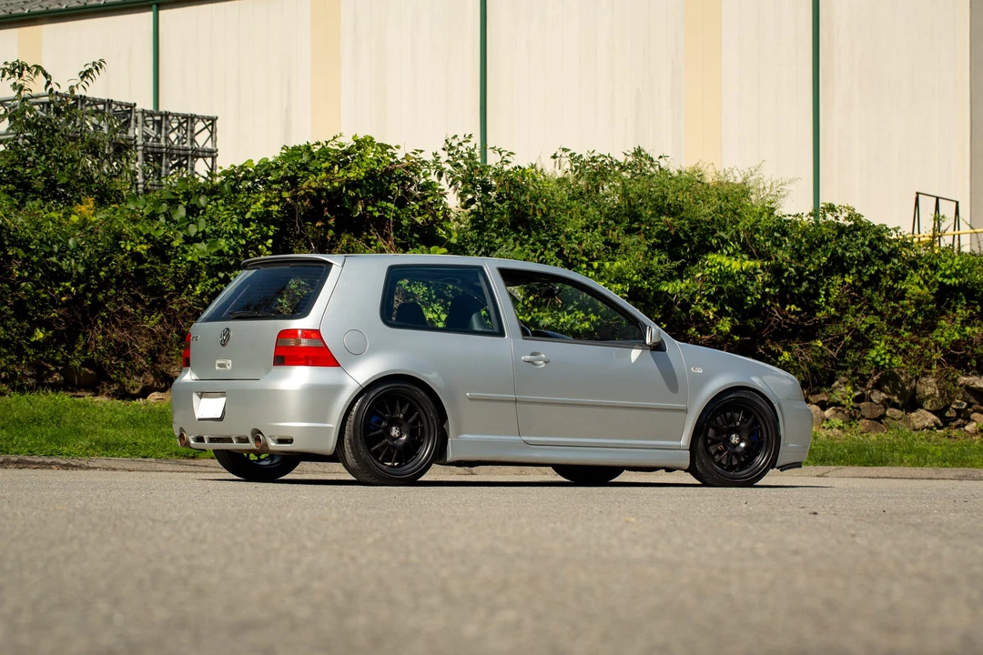 2004 Volkswagen R32 Mk4 - Image 6 of 31