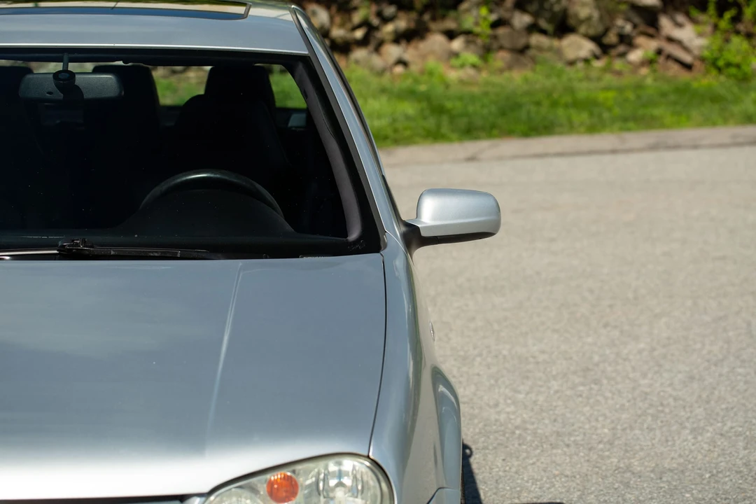 2004 Volkswagen R32 Mk4 - Image 13 of 31