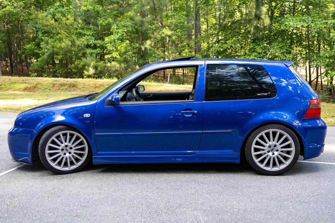 2004 Volkswagen R32 Mk4 - Image 3 of 31