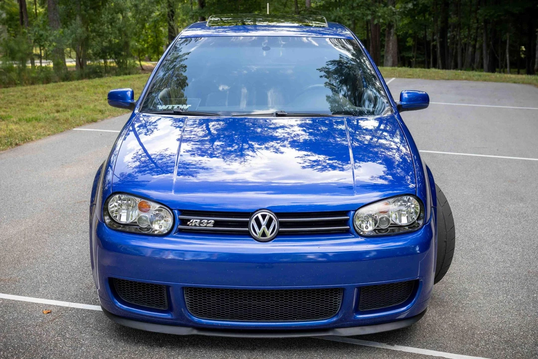 2004 Volkswagen R32 Mk4 - Image 2 of 31