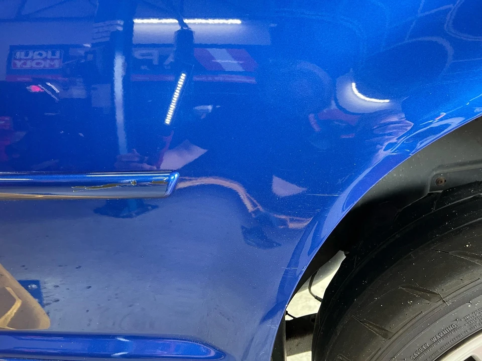 2004 Volkswagen R32 Mk4 - Image 18 of 31