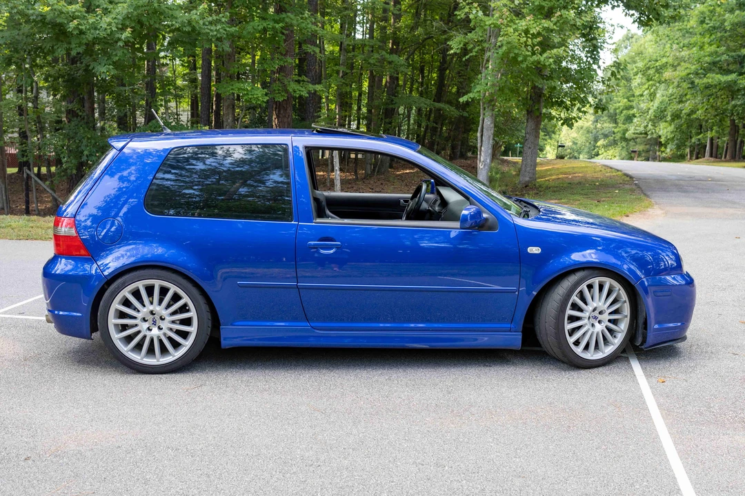 2004 Volkswagen R32 Mk4 - Image 8 of 31