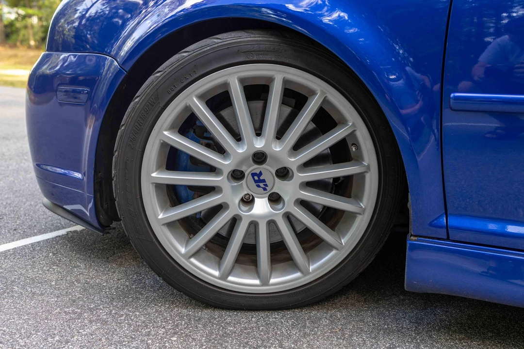 2004 Volkswagen R32 Mk4 - Image 21 of 31