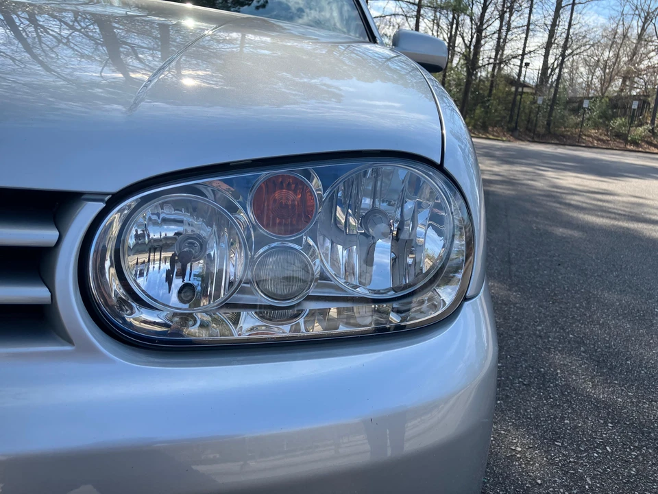 2004 Volkswagen R32 Mk4 - Image 14 of 31