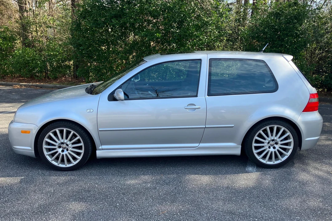 2004 Volkswagen R32 Mk4 - Image 3 of 31
