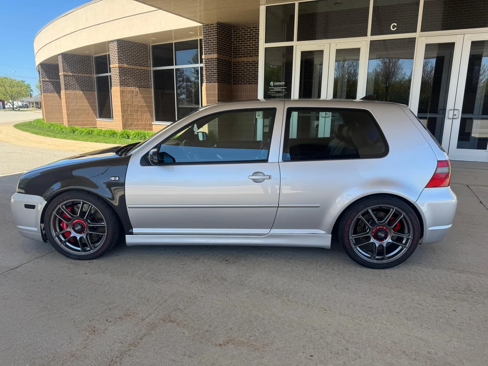 2004 Volkswagen R32 Mk4 - Image 8 of 31