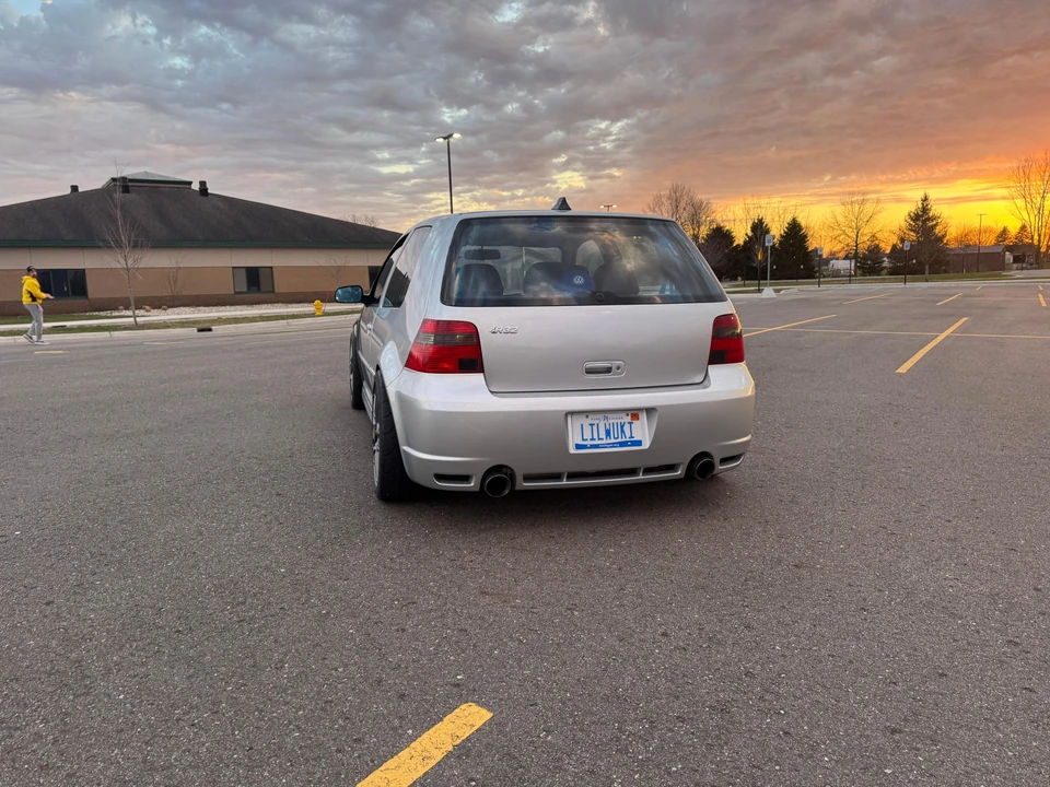 2004 Volkswagen R32 Mk4 - Image 22 of 31