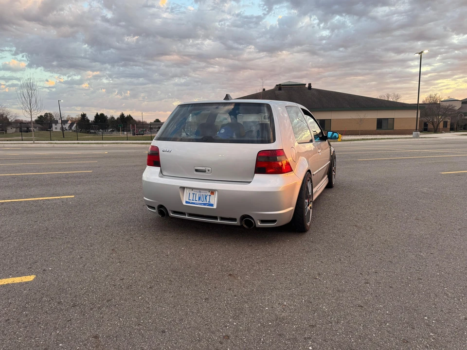 2004 Volkswagen R32 Mk4 - Image 23 of 31