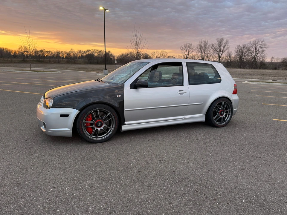 2004 Volkswagen R32 Mk4 - Image 18 of 31
