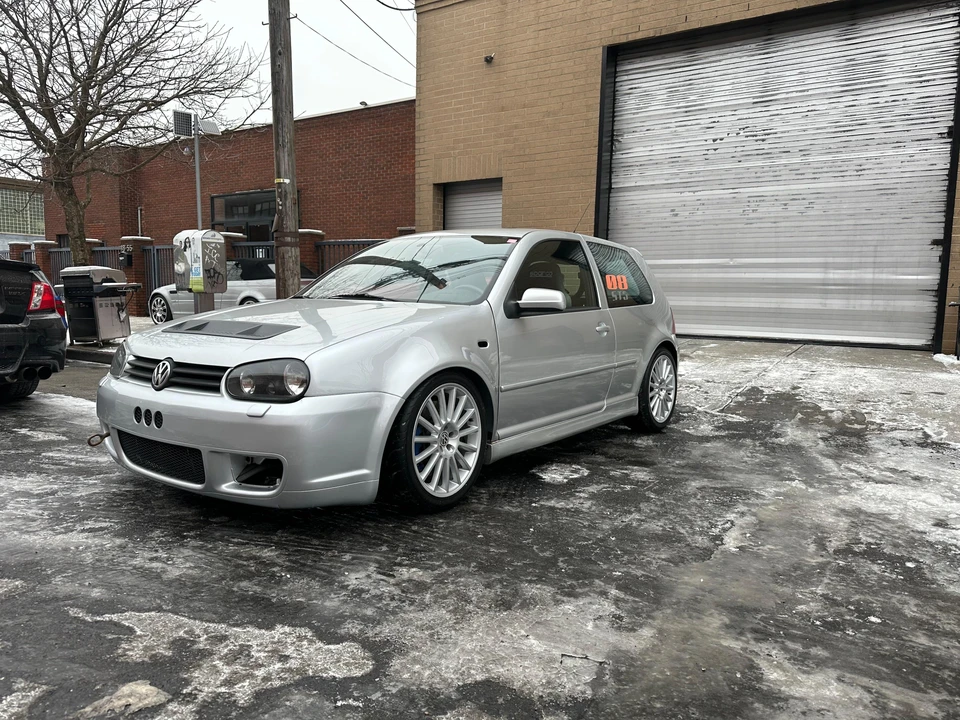 2004 Volkswagen R32 Mk4 - Image 12 of 31