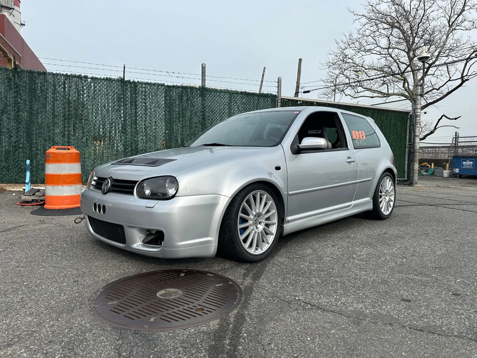 2004 Volkswagen R32 Mk4 - Image 7 of 31