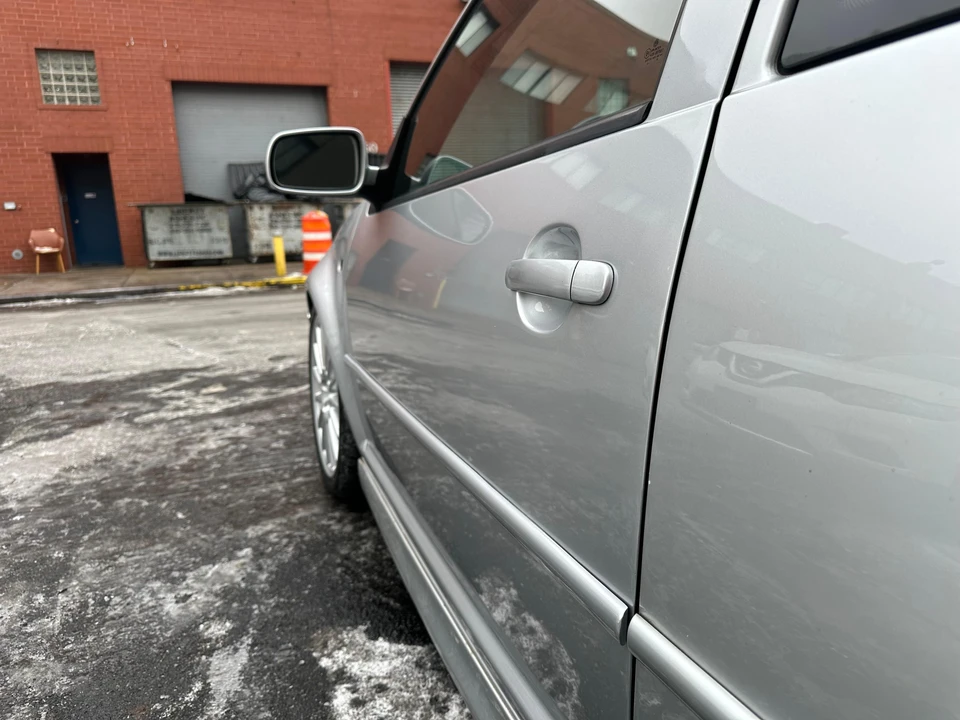2004 Volkswagen R32 Mk4 - Image 24 of 31