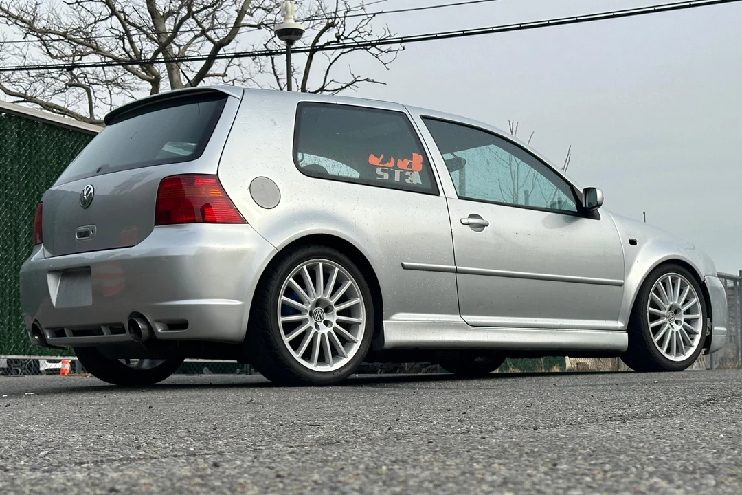 2004 Volkswagen R32 Mk4 - Image 14 of 31
