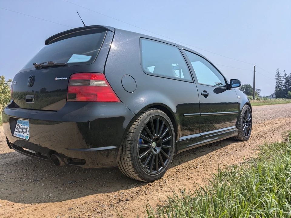2004 Volkswagen R32 Mk4 - Image 6 of 18