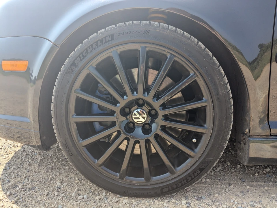 2004 Volkswagen R32 Mk4 - Image 12 of 18