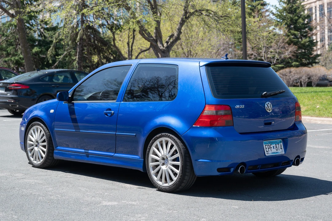 2004 Volkswagen R32 Mk4 - Image 4 of 31
