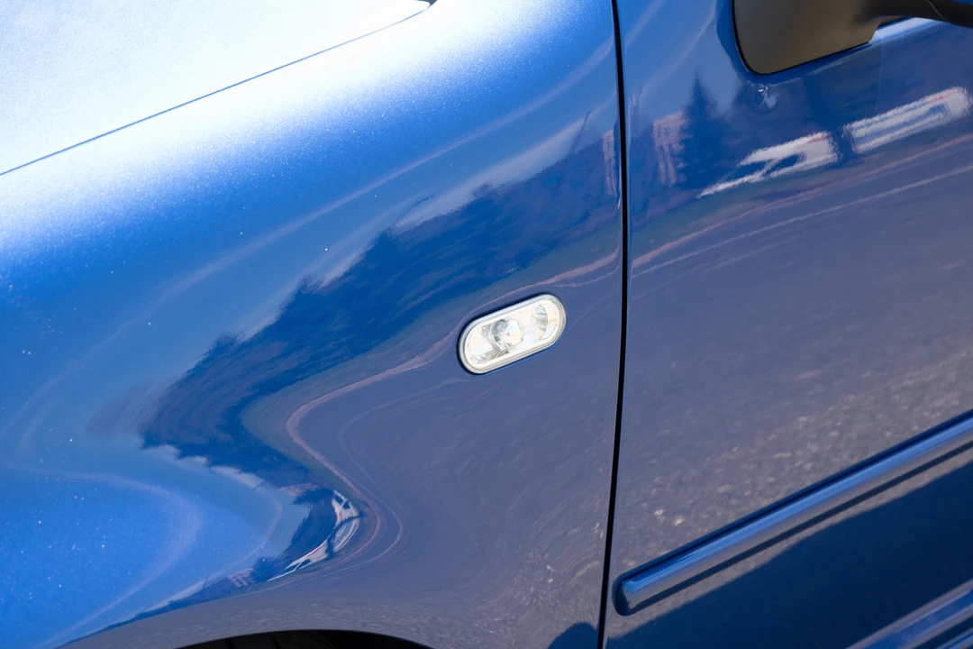 2004 Volkswagen R32 Mk4 - Image 16 of 31
