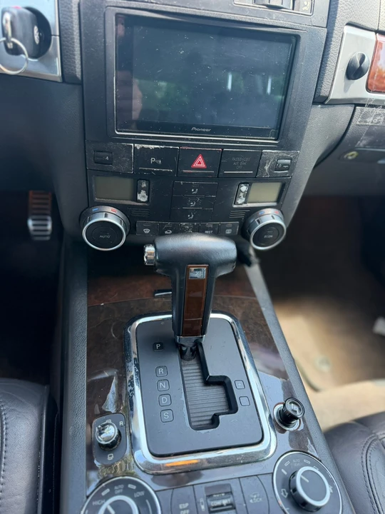 2004 Volkswagen Touareg - Image 11 of 18