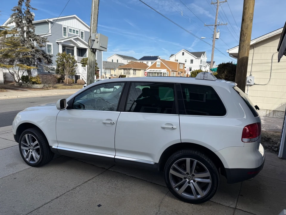 2004 Volkswagen Touareg - Image 2 of 19