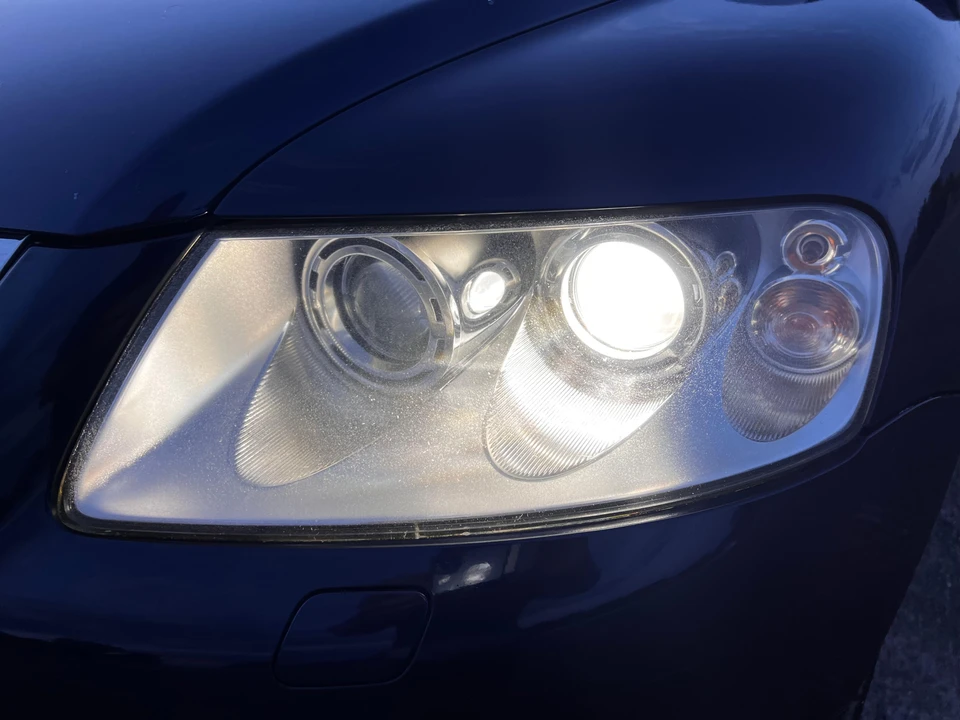 2004 Volkswagen Touareg - Image 12 of 31