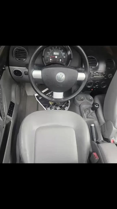 2004 Volkswagen New Beetle - Image 6 of 6