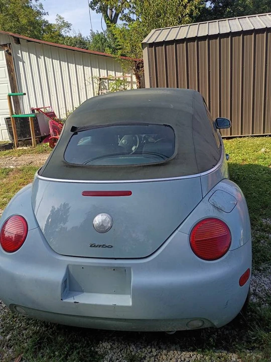 2004 Volkswagen New Beetle - Image 6 of 6