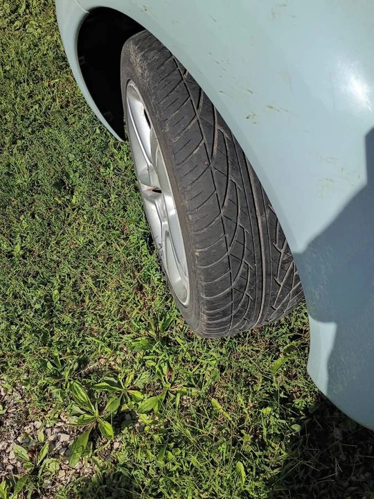 2004 Volkswagen New Beetle - Image 2 of 6