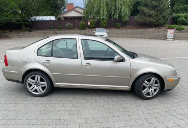 2004 Volkswagen A4 Jetta - Image 2 of 11