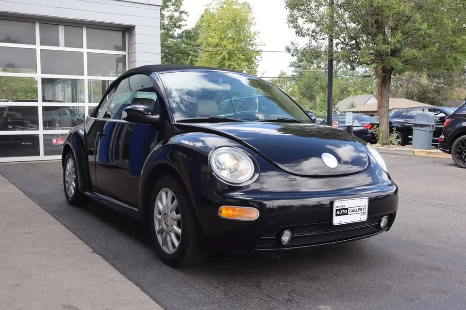 2004 Volkswagen New Beetle - Image 6 of 17
