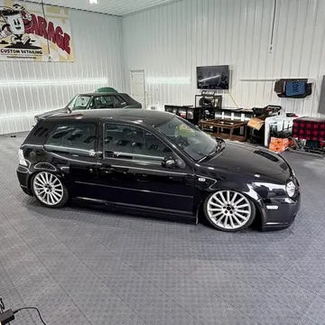 2004 Volkswagen R32
