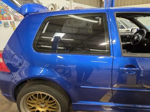 2004 Volkswagen R32 Mk4 - Image 8 of 20